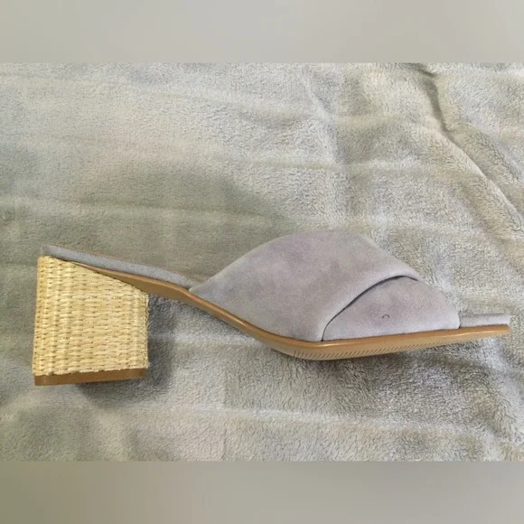 Lisa Vicky Impress Lavender Block Heeled Suede Sandal Size 9M - Picture 8 of 13